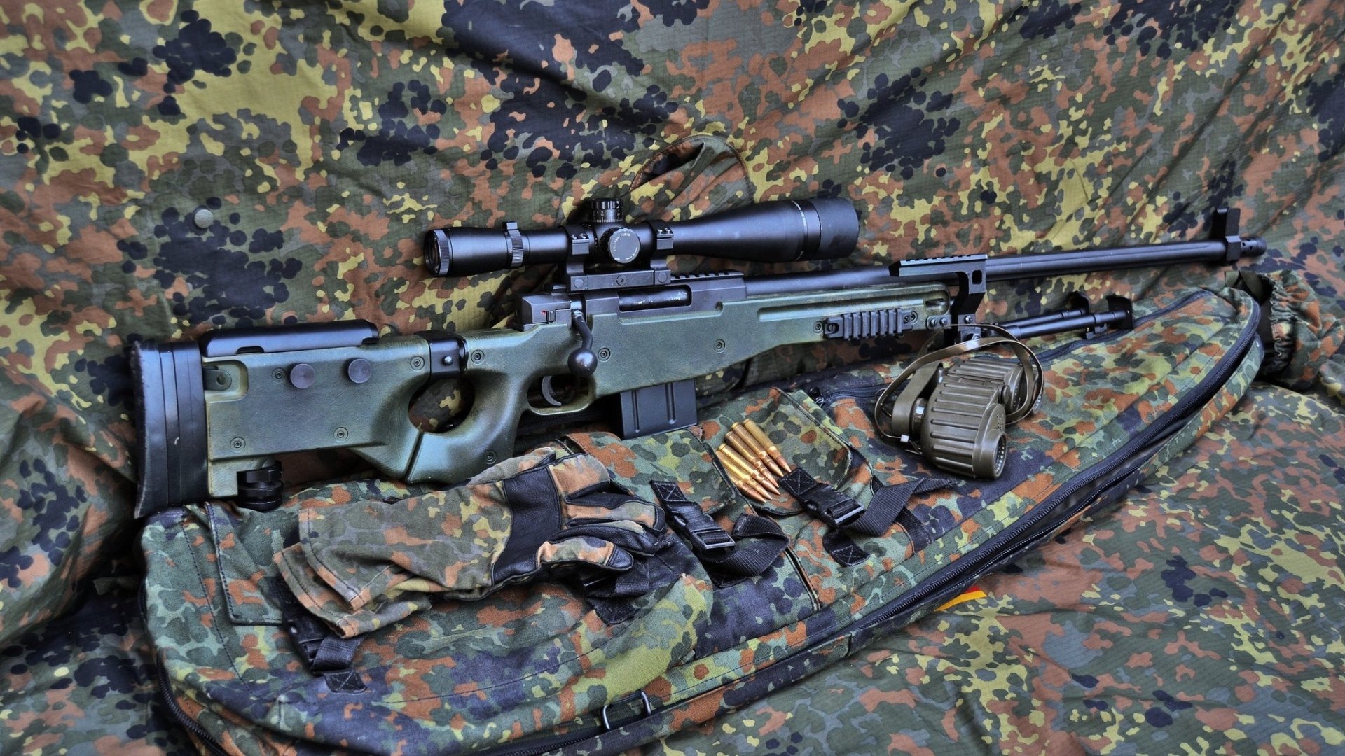 恩多比·恩乔：世界级后卫与全能踢球专家，为南非队打造完美进攻